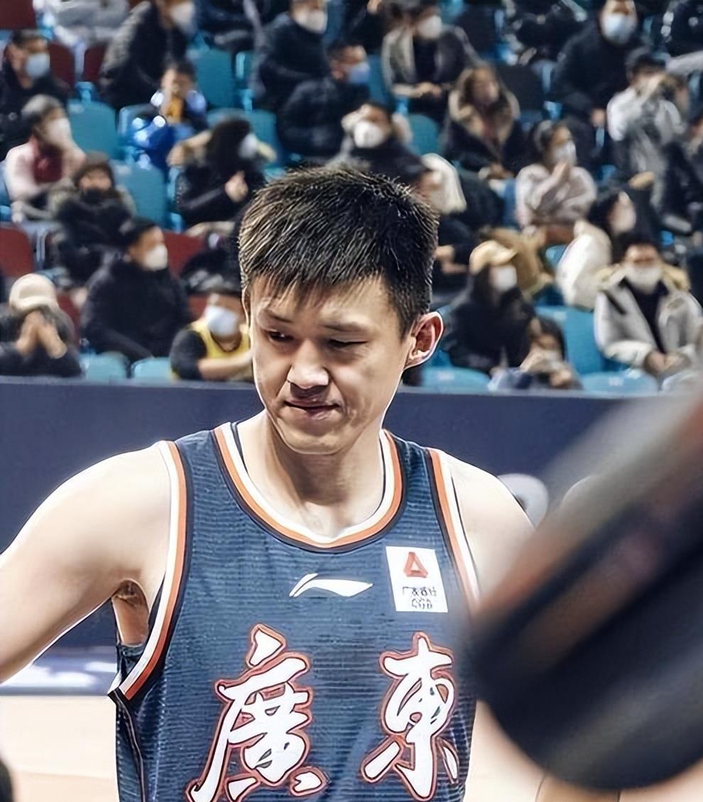 北京首钢发布备战花絮；今晨单刀错失；国王杯任务艰巨；轮换策略成焦点(北京首钢海外部刘来丛)