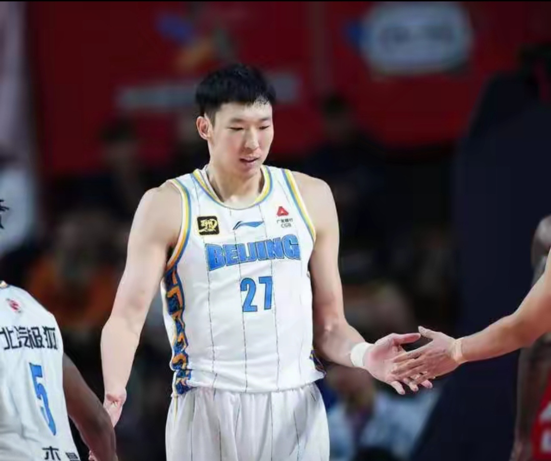 北京首钢发布备战花絮；今晨单刀错失；国王杯任务艰巨；轮换策略成焦点(北京首钢海外部刘来丛)